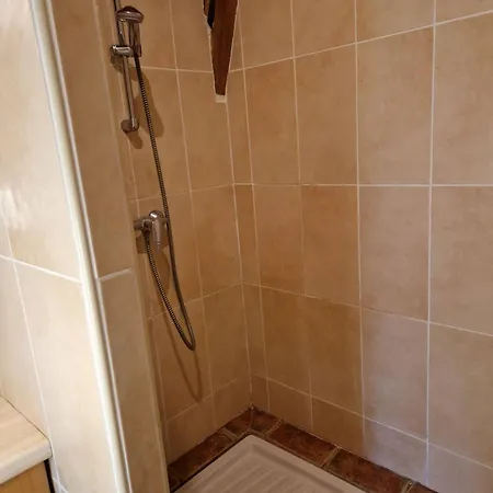 La Fontaine D'aubrac Tatil Evi *
