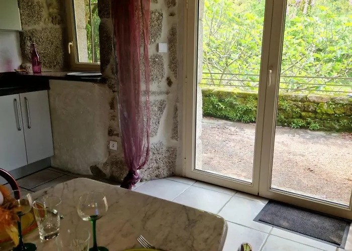 La Fontaine D'aubrac Campouriez