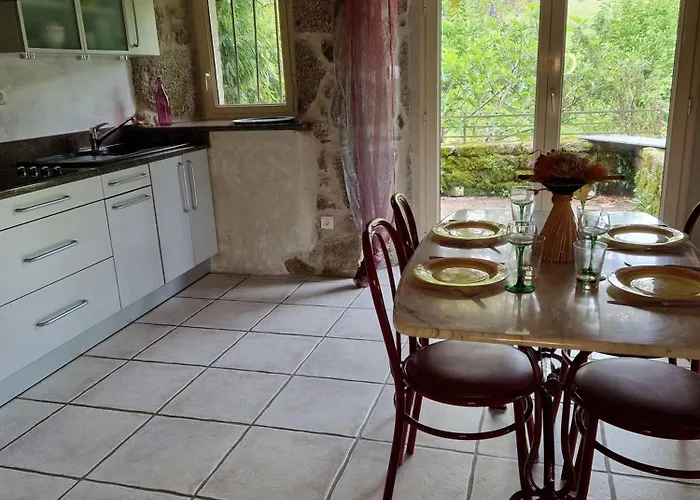 La Fontaine D'aubrac Сasa de vacaciones Florentin-la-Capelle