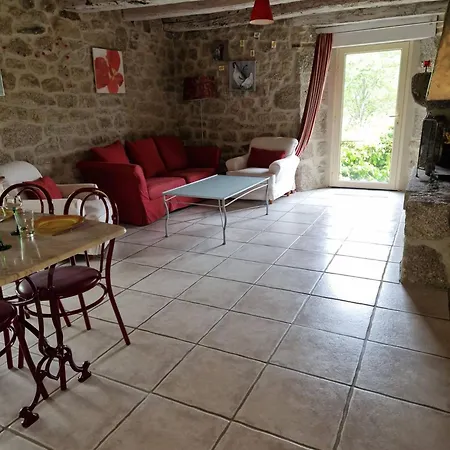 別荘 La Fontaine D'aubrac *