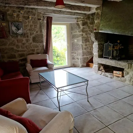 別荘 La Fontaine D'aubrac