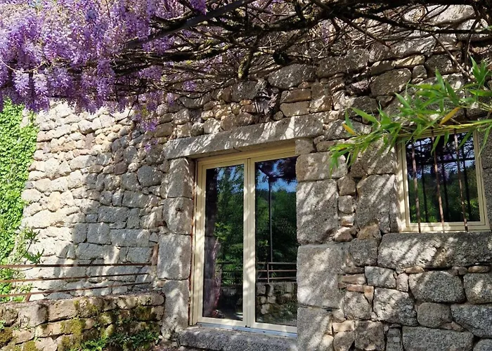 La Fontaine D'aubrac Florentin-la-Capelle